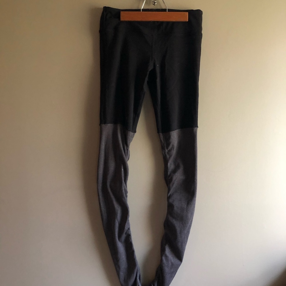 ALO Goddess Leggings -black/grey
